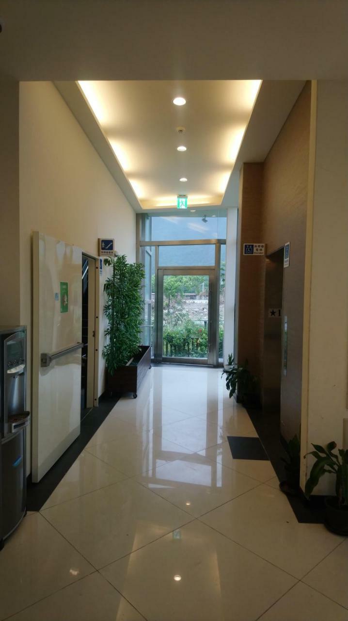 花蓮星晟棧飯店starry Inn近太平洋新城車站 Extérieur photo